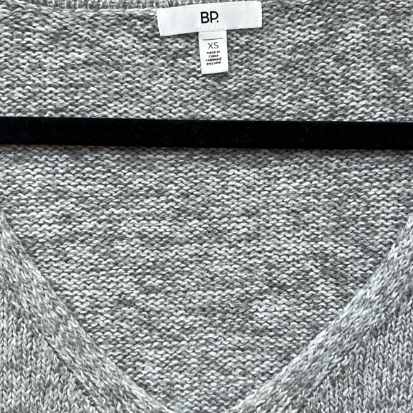 BP. Grey V-Neck Pullover Knit Sweater - Picture 2 of 6